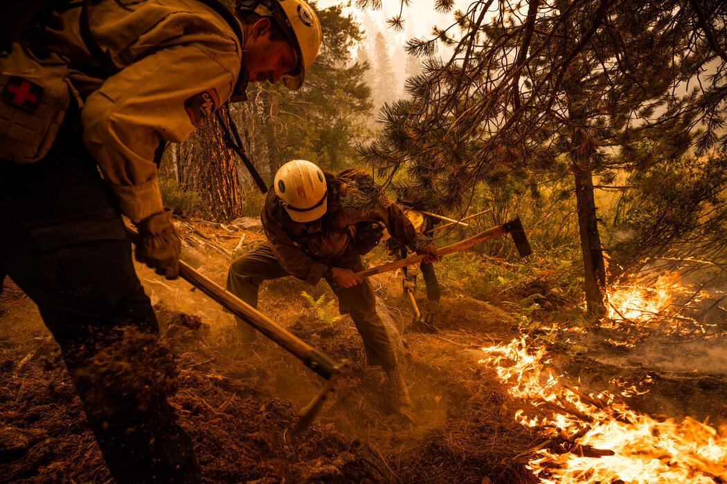 卡尔多大火已经烧过了超过19万英亩，只有16%的火势得到了控制。