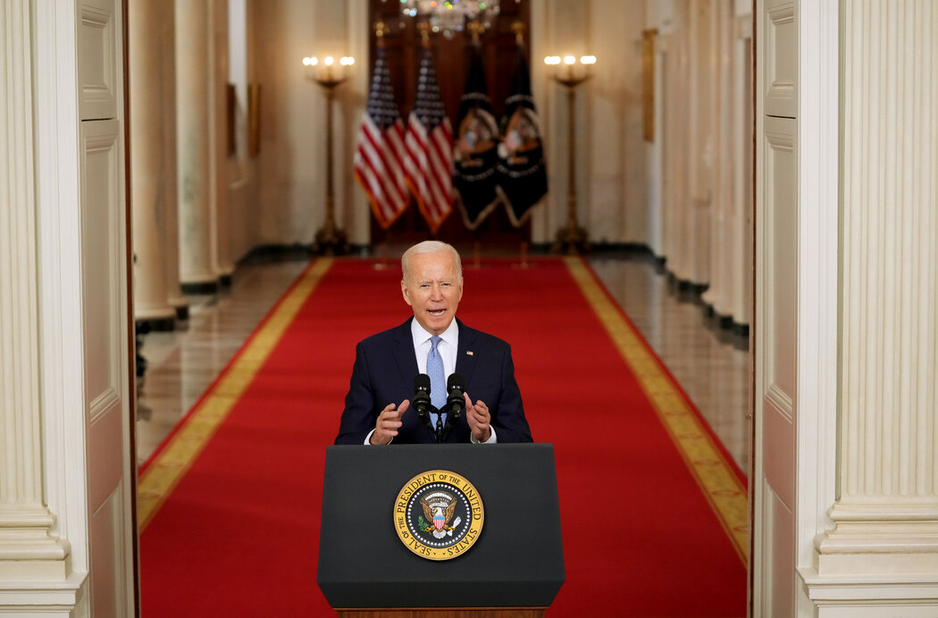 周二，白宫，拜登总统就结束阿富汗战争发表讲话。